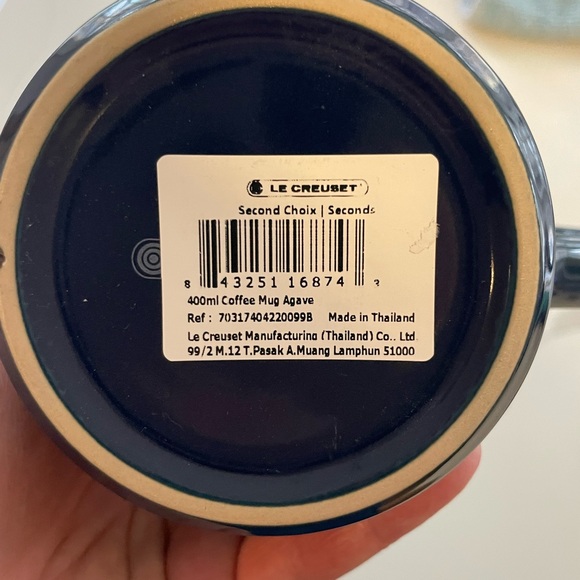 Two Le Creuset vancouver mugs in Agave. - Picture 7 of 7